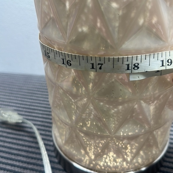 Beautiful lamp - Picture 6 of 7